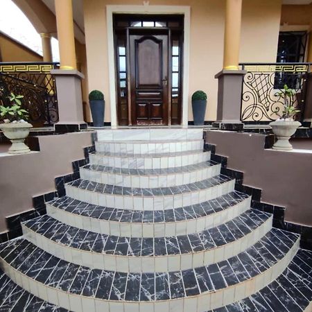 Residence Cherel 'New' Yaoundé Екстериор снимка