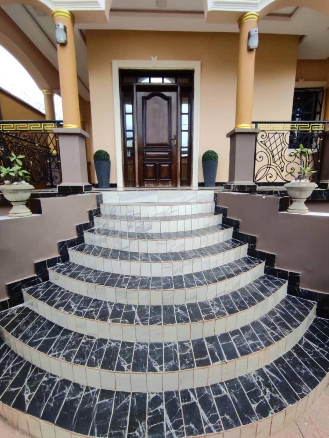 Residence Cherel 'New' Yaoundé Екстериор снимка